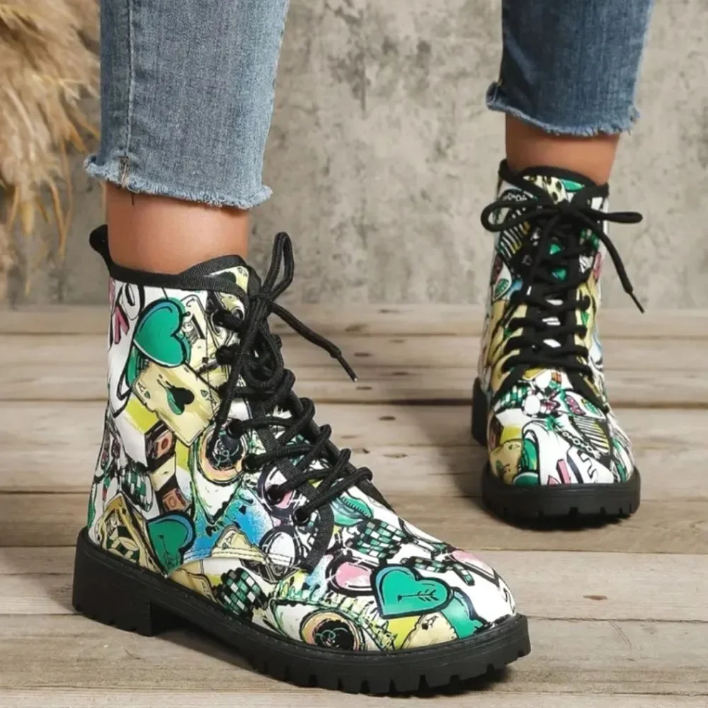 boutique women graffiti